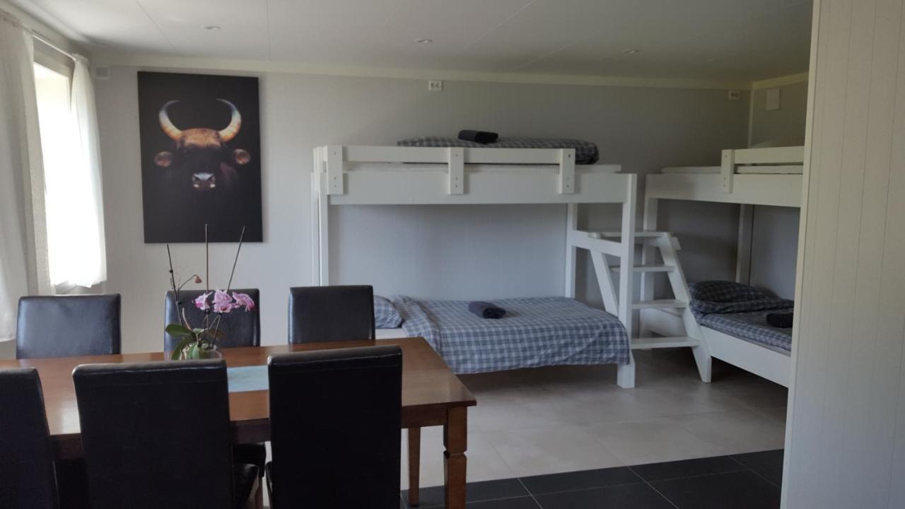 Kvernesfjorden Apartments Steinsgrenda エクステリア 写真